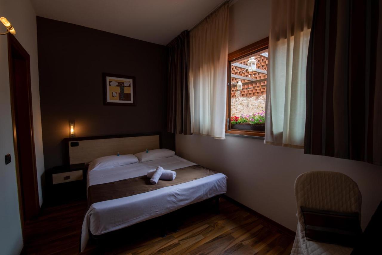 Hotel Carignano